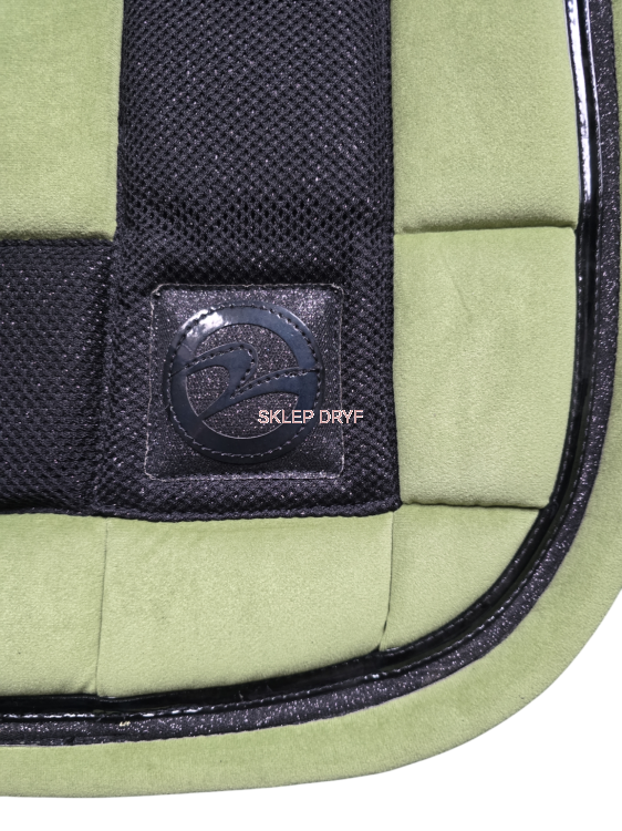 Czaprak Busse oliwka.1png.png