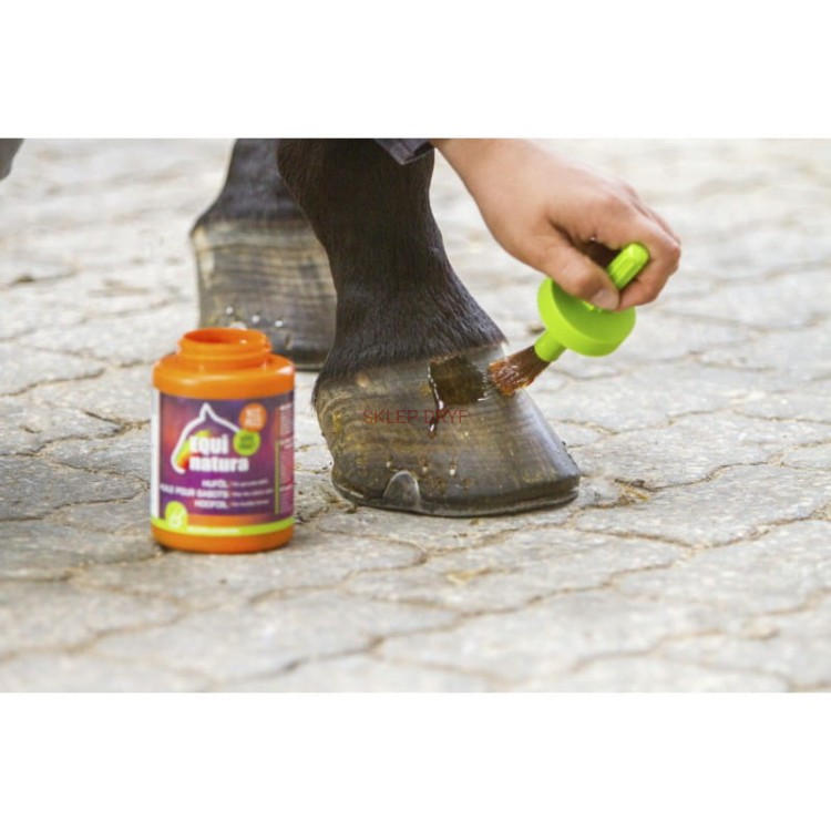 Olej do kopyt z pędzelkiem 450ml