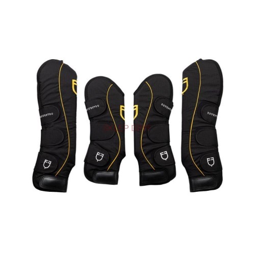 Ochraniacze transportowe PRO TRAVELLER  Zestaw 4 odpornych na rozdarcia ochraniaczy z materiału, wyściełanych watoliną. Zapięcie na rzep i wzmocnienia ze skórzanymi wstawkami.