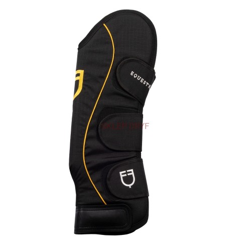 Ochraniacze transportowe PRO TRAVELLER  Zestaw 4 odpornych na rozdarcia ochraniaczy z materiału, wyściełanych watoliną. Zapięcie na rzep i wzmocnienia ze skórzanymi wstawkami.