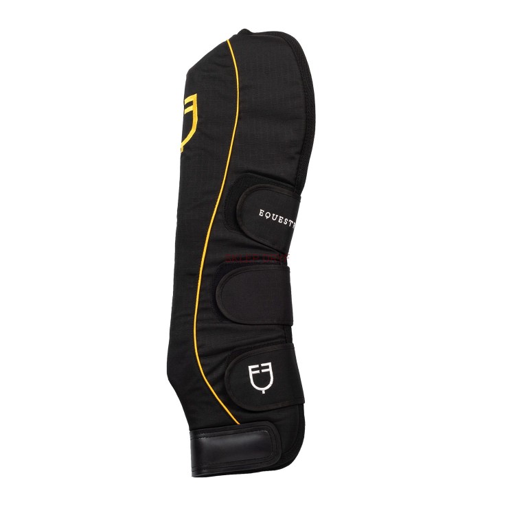 Ochraniacze transportowe PRO TRAVELLER  Zestaw 4 odpornych na rozdarcia ochraniaczy z materiału, wyściełanych watoliną. Zapięcie na rzep i wzmocnienia ze skórzanymi wstawkami.